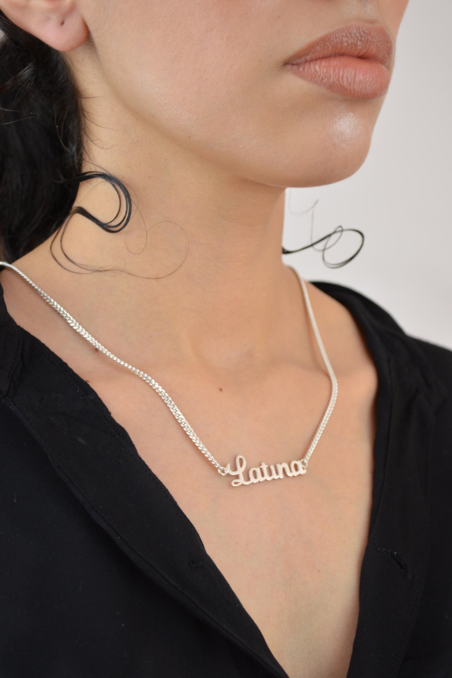 LATINA CHAIN NECKLACE