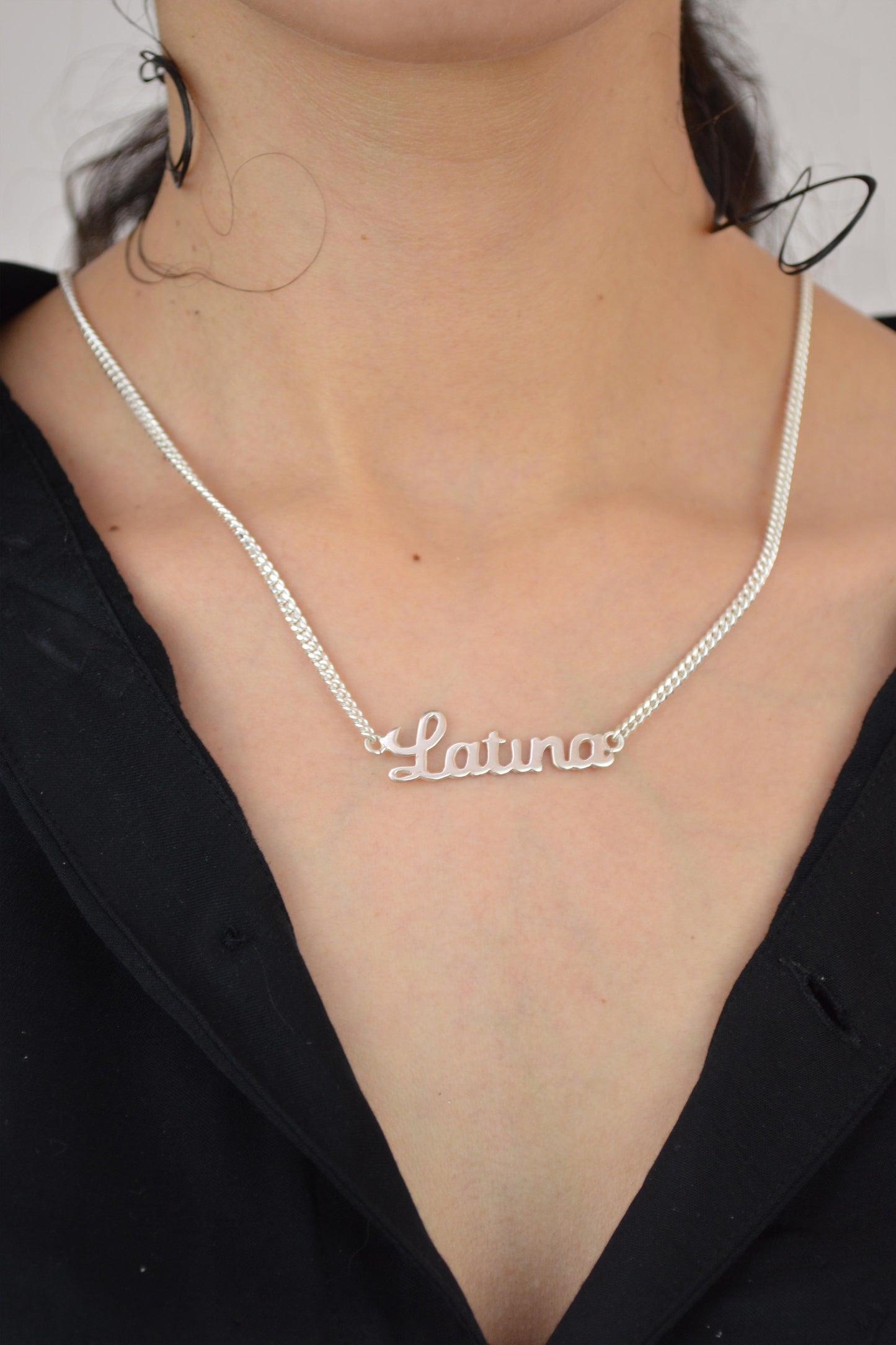 LATINA CHAIN NECKLACE